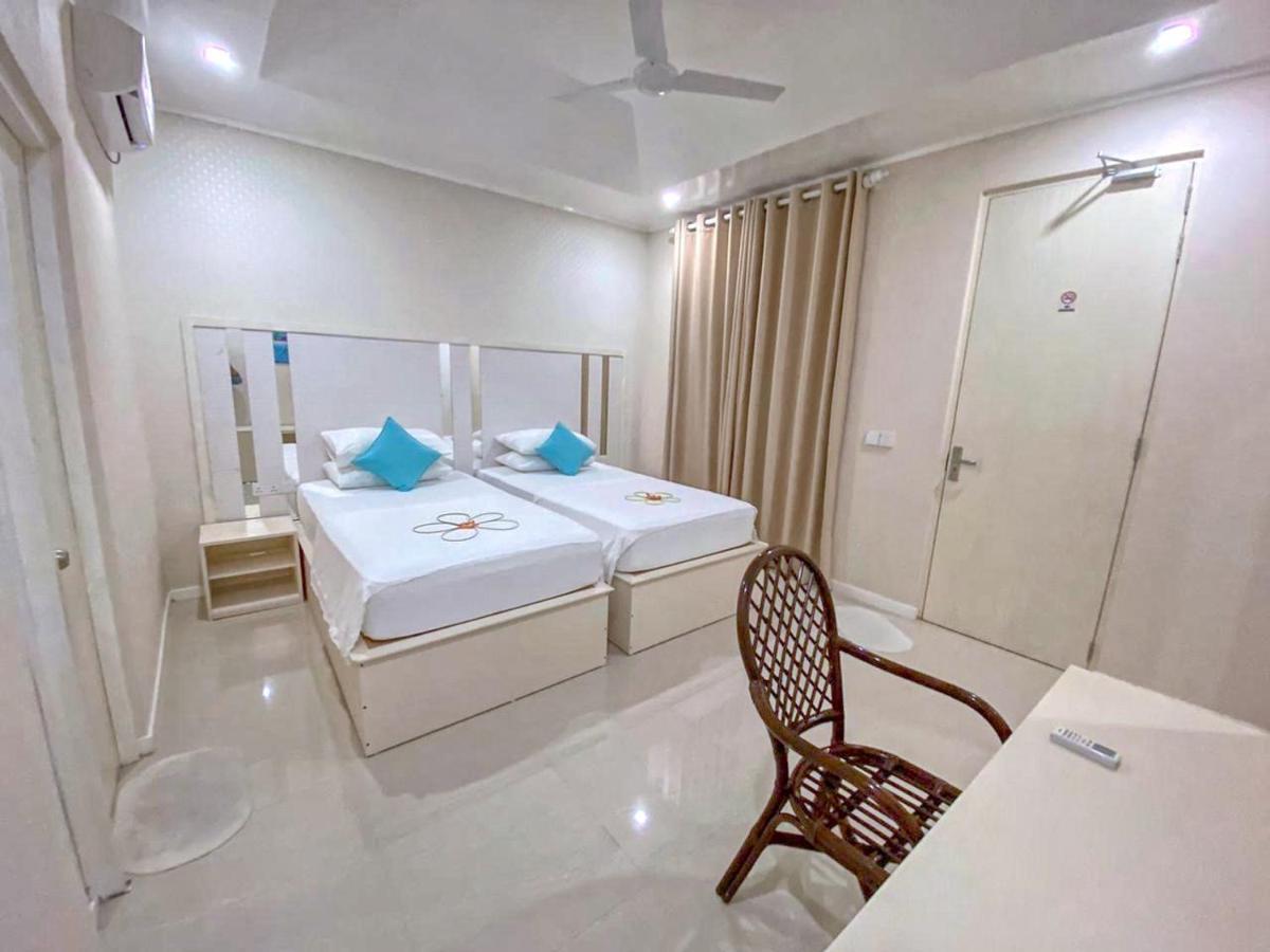 Hevana Holidays Keyodhoo  外观 照片